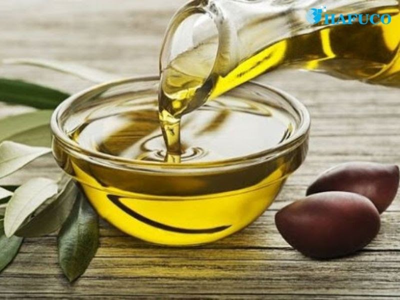 Dầu ăn có thể gỡ được bã kẹo cao su