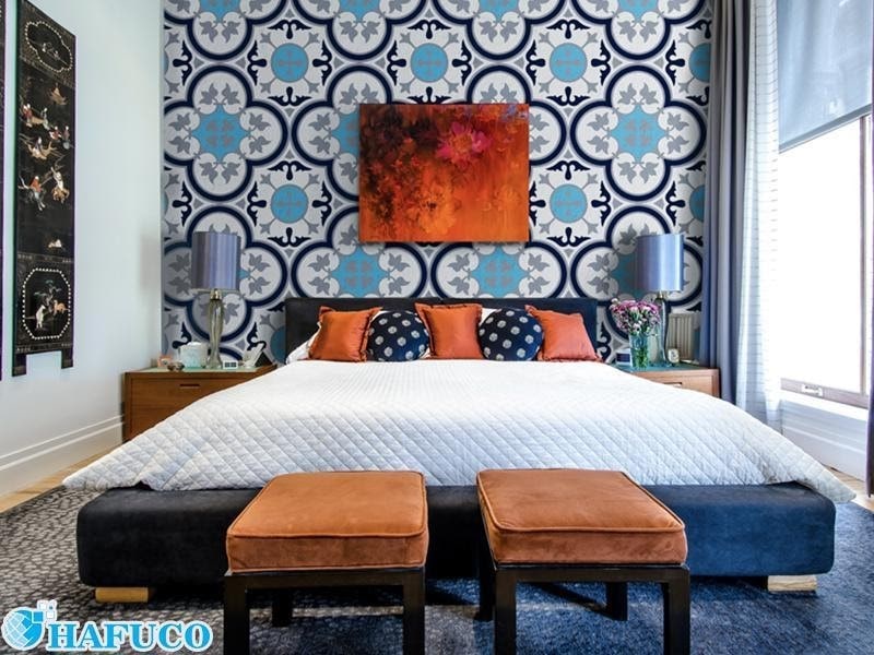 Phối màu tường phòng ngủ với nền màu xanh