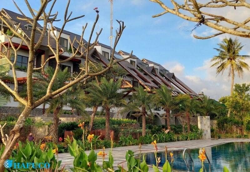 Quang cảnh xung quanh công trình
