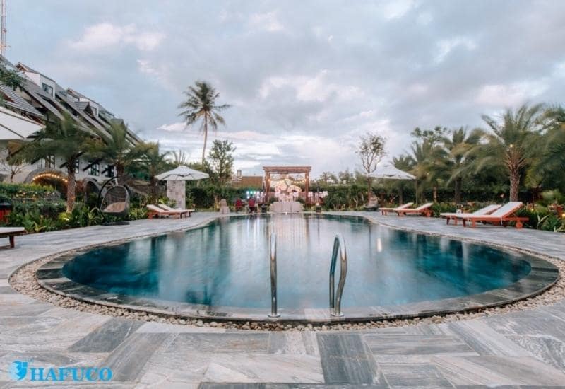 Toàn cảnh công trình bể bơi