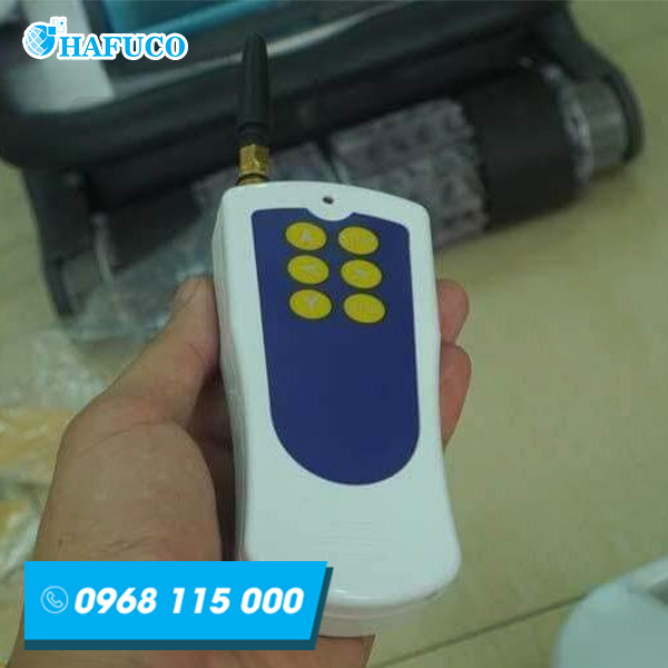 Robot công nghiệp làm sạch bể bơi HJ3012