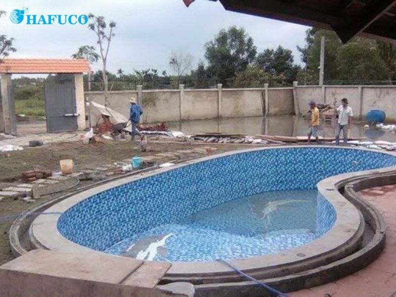 Hoàn thiện bể bơi xây bằng gạch