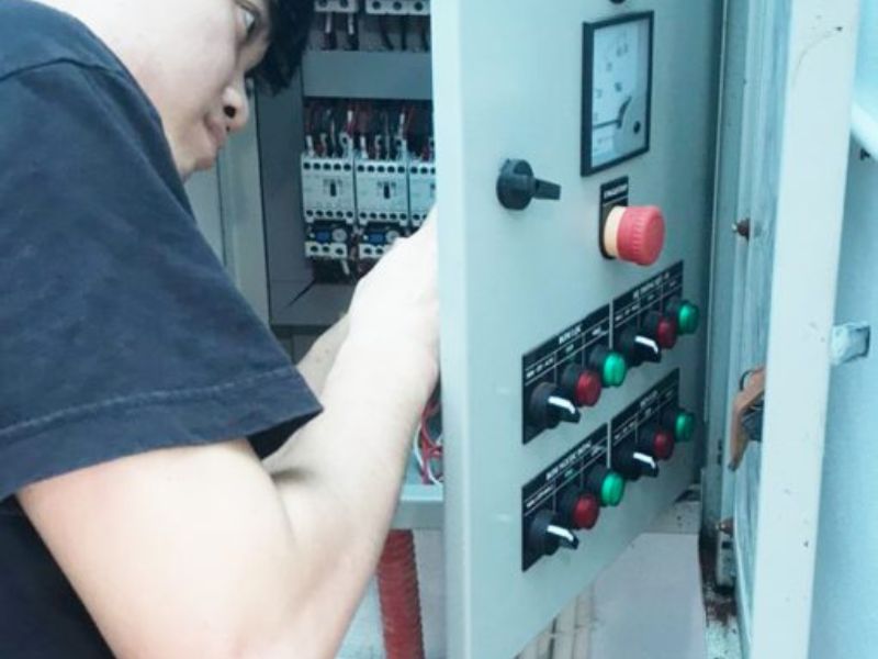 Hafuco bàn giao công trình vệ sinh bể bơi tại Vĩnh Long