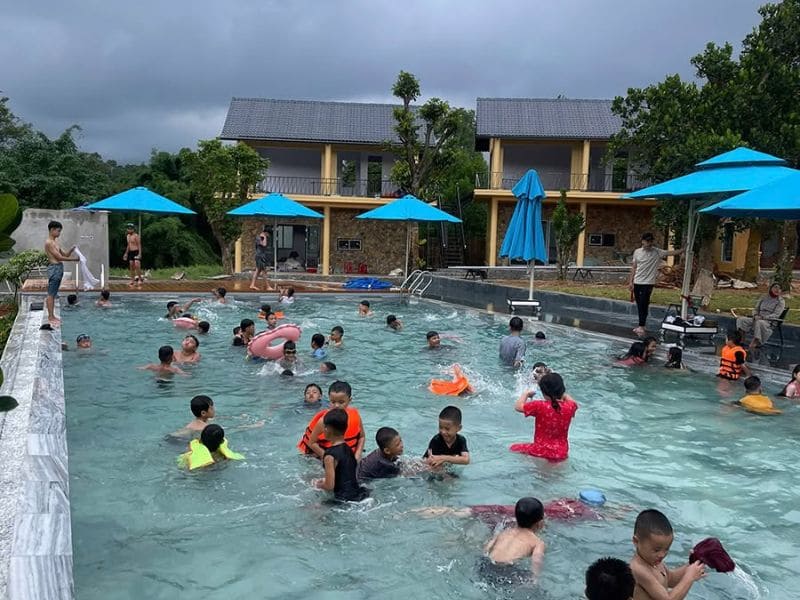 công trình thi công bể bơi kinh doanh tại Vĩnh Phúc