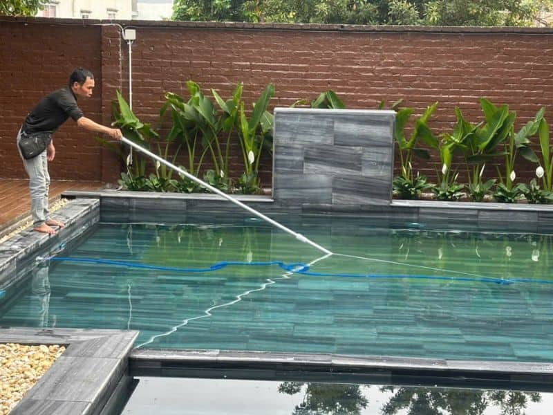 Hafuco bàn giao công trình vệ sinh bể bơi tại xã Bình Minh, Ninh Bình